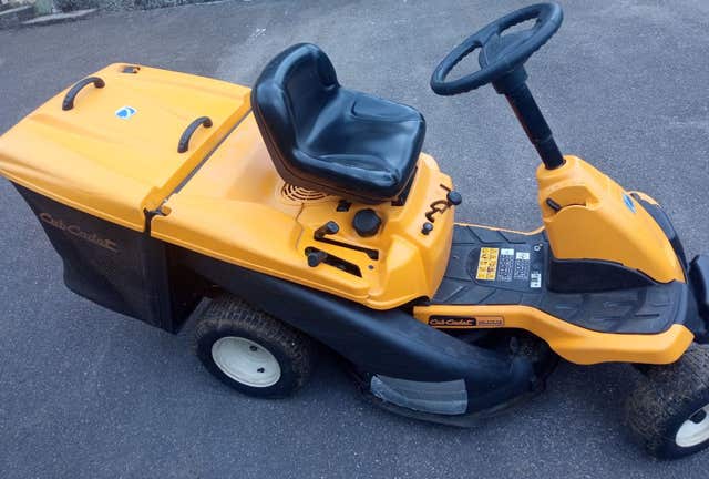 TRACTOR CORTACÉSPED CUBCADET - imagen 1